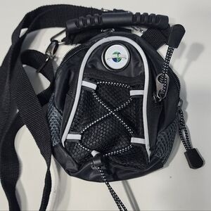 Universal Studios Black Nylon Daypack Zip Closure Carabiner Reflective Trim 7x6